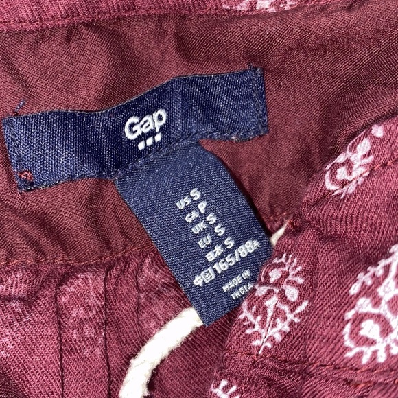 Gap factory small boho floral sleeveless top - Picture 3 of 4